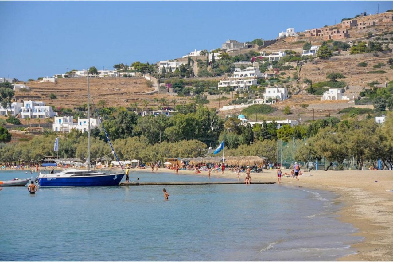 Livadia Seaside Studios 10 Paro Esterno foto